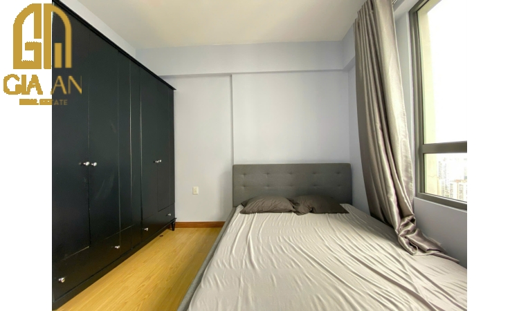 Cho thuê căn hộ 2 phòng ngủ, 2 WC  Bancon 4 cánh, bếp mở