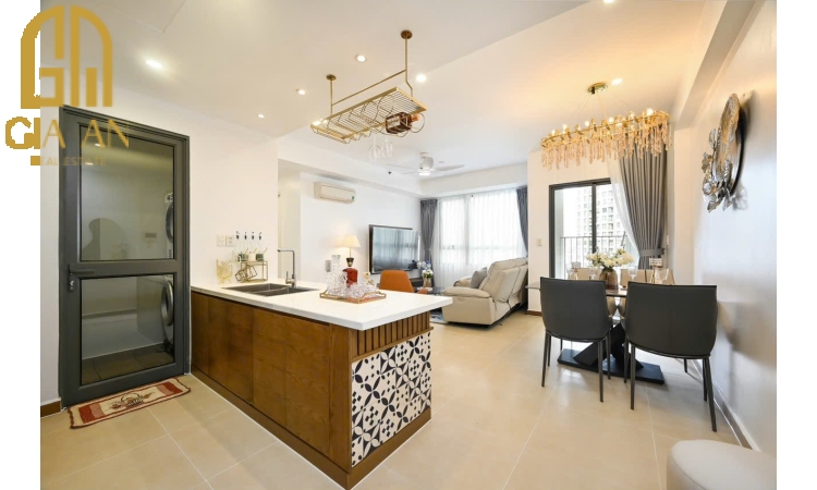 CHUYỂN NHƯỢNG CĂN GÓC 2 PHÒNG NGỦ 2 WC THÁP 3