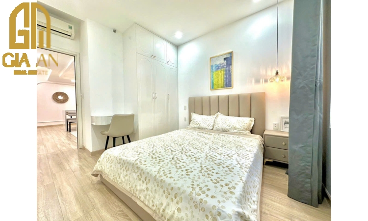 Bán Masteri Thảo Điền 2 phòng ngủ lầu cao toà T2 đủ nội thất view sông – L81